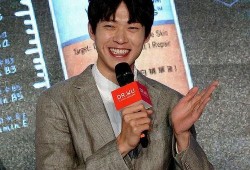 一线吃瓜娱乐圈谁是攻,揭秘一线明星的攻与受