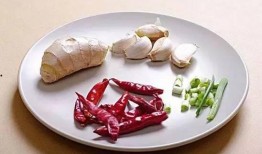 娱乐吃瓜酱姜还是老的辣,揭秘娱乐圈资深艺人如何驾驭潮流