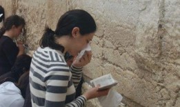 吃瓜娱乐君被告