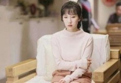 娱乐圈吃瓜男博主,吃瓜男博主带你探秘明星幕后生活