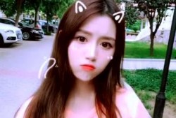 搞笑娱乐吃瓜少女视频